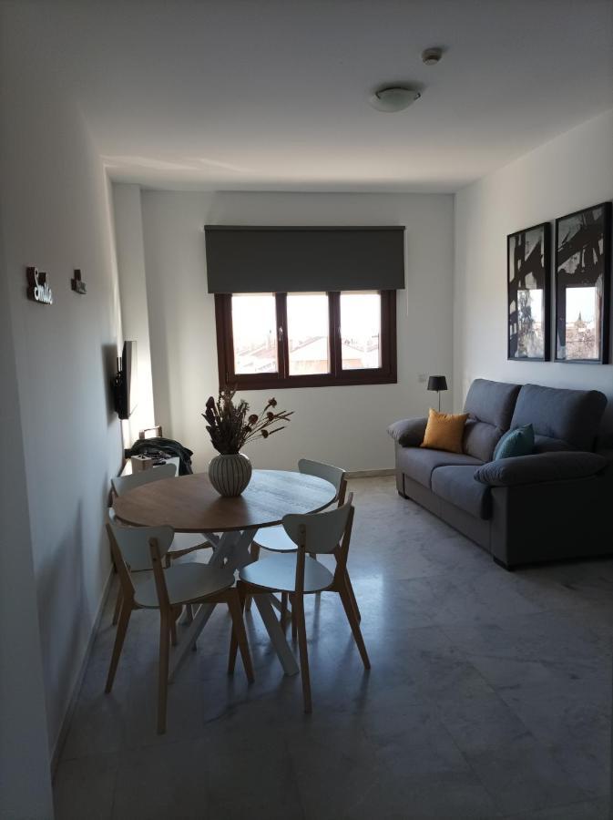 Moderno apartamento en conjunto residencial Bormujos Bagian luar foto